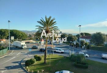 Location local commercial Villeneuve-Loubet (06270) - 215 m² à Villeneuve-Loubet - 06270