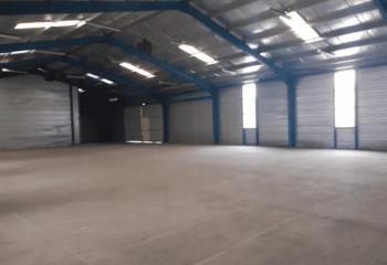 Location activité/entrepôt Bagnères-de-Bigorre (65200) - 3285 m² à Bagnères-de-Bigorre - 65200