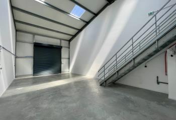 Location activité/entrepôt Bourg-Achard (27310) - 112 m²