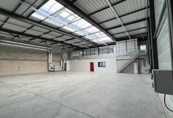 Location activité/entrepôt Certines (01240) - 523 m² à Certines - 01240