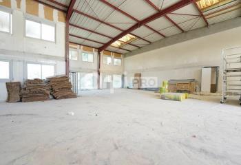 Location activité/entrepôt Chassieu (69680) - 262 m²