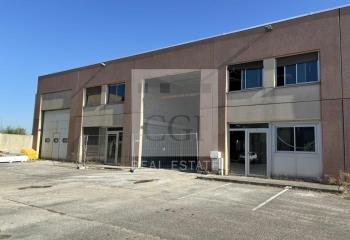 Location activité/entrepôt Chassieu (69680) - 467 m²