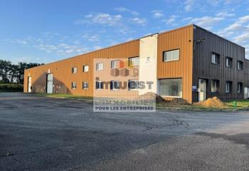 Location activité/entrepôt Châteaubourg (35220) - 4500 m²