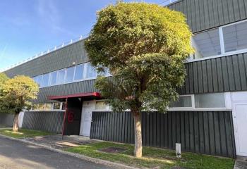 Location activité/entrepôt Coignières (78310) - 1243 m² à Coignières - 78310