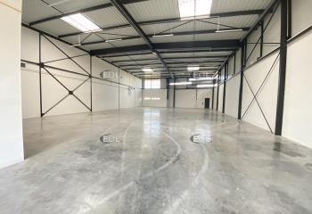 Location activité/entrepôt Collégien (77090) - 810 m²