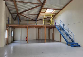 Location activité/entrepôt Décines-Charpieu (69150) - 240 m² à Décines-Charpieu - 69150