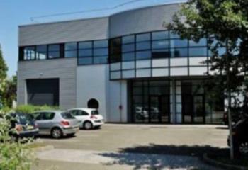 Location activité/entrepôt Élancourt (78990) - 1479 m²