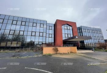 Location activité/entrepôt Élancourt (78990) - 5134 m²