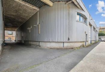 Location entrepots 1275 m² divisibles à partir de 322 m²