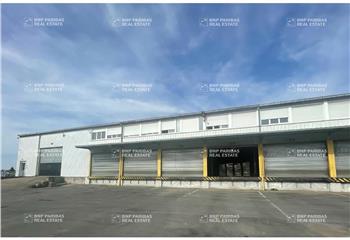 Location activité/entrepôt Fleury-les-Aubrais (45400) - 2756 m²
