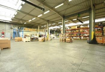 Location activité/entrepôt Genas (69740) - 2000 m²