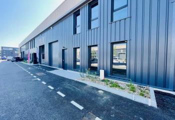 Location activité/entrepôt Genay (69730) - 621 m²