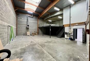 Location activité/entrepôt Goussainville (95190) - 302 m²