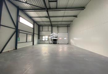 Location activité/entrepôt Grandchamps-des-Fontaines (44119) - 138 m²