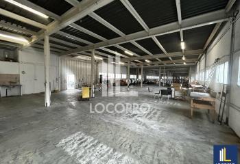 Location activité/entrepôt Grasse (06130) - 1800 m² à Grasse - 06130