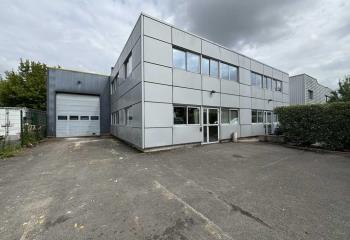 Location entrepots 500 m² non divisibles