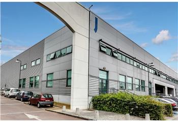 Location activité/entrepôt Ivry-sur-Seine (94200) - 958 m²