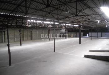 Location activité/entrepôt La Trinité (06340) - 3290 m²