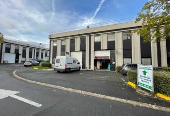 Location activité/entrepôt Lognes (77185) - 410 m²