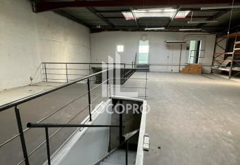 Location activité/entrepôt Mandelieu-la-Napoule (06210) - 408 m²