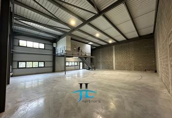 Location activité/entrepôt Mérignac (33700) - 315 m²