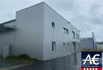 Location activité/entrepôt Mésanger (44522) - 370 m²