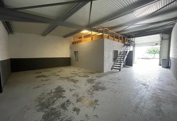 Location activité/entrepôt Meyzieu (69330) - 282 m²