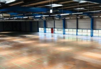 Location activité/entrepôt Montchanin (71210) - 2300 m²