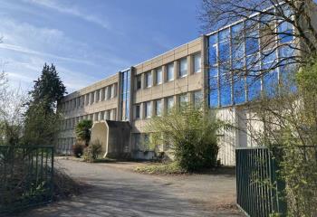 Location activité/entrepôt Montigny-le-Bretonneux (78180) - 2121 m² à Montigny-le-Bretonneux - 78180