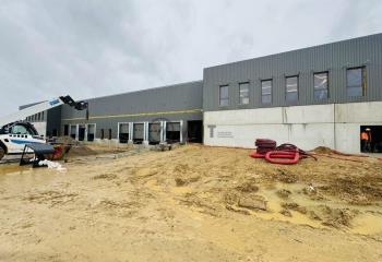 Location activité/entrepôt Puiseux-en-France (95380) - 3556 m²