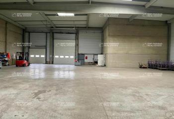 Location Activité 1011 m² non divisibles à Sainghin-en-Mélantois - 59262