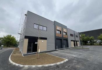 Location activité/entrepôt Sainghin-en-Mélantois (59262) - 8570 m² à Sainghin-en-Mélantois - 59262