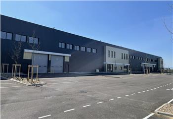 Location activité/entrepôt Saint-Bonnet-de-Mure (69720) - 5351 m²