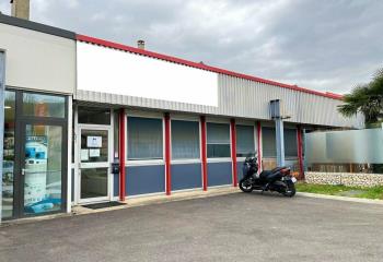 Location activité/entrepôt Saint-Genis-Laval (69230) - 1890 m² à Saint-Genis-Laval - 69230