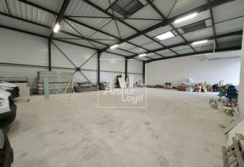 Location activité/entrepôt Saint-Germain-Laxis (77950) - 750 m² à Saint-Germain-Laxis - 77950