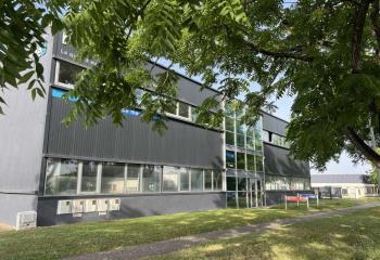 Location activité/entrepôt Saint-Jean-de-Braye (45800) - 643 m²