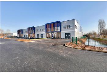 Location activité/entrepôt Saint-Michel-sur-Orge (91240) - 1599 m²