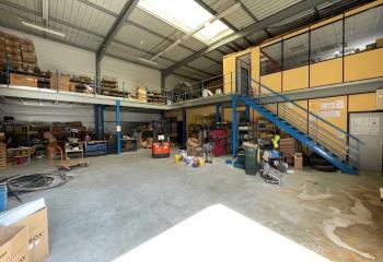 Location activité/entrepôt Saint-Priest (69800) - 336 m²