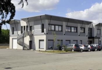 Location activité/entrepôt Saint-Priest (69800) - 217 m²