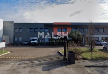 Location activité/entrepôt Saint-Priest (69800) - 1536 m²