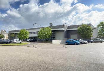 Location activité/entrepôt Saint-Priest (69800) - 2053 m² à Saint-Priest - 69800