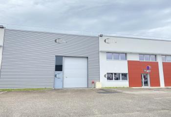 Location activité/entrepôt Saint-Priest (69800) - 643 m²