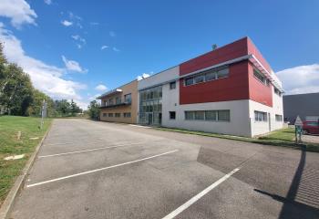 Location activité/entrepôt Saint-Priest (69800) - 1730 m²