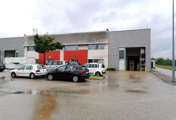 Location activité/entrepôt Saint-Priest (69800) - 1031 m²