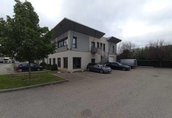 Location activité/entrepôt Saint-Priest (69800) - 217 m²