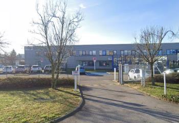 Location activité/entrepôt Saint-Quentin-Fallavier (38070) - 3733 m² à Saint-Quentin-Fallavier - 38070