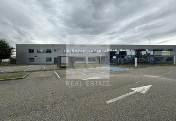 Location activité/entrepôt Saint-Quentin-Fallavier (38070) - 3733 m² à Saint-Quentin-Fallavier - 38070