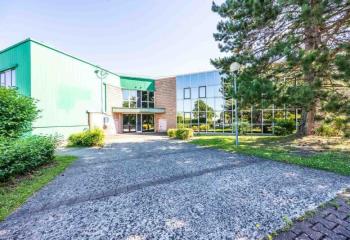 Location activité/entrepôt Saint-Thibault-des-Vignes (77400) - 2633 m² à Saint-Thibault-des-Vignes - 77400