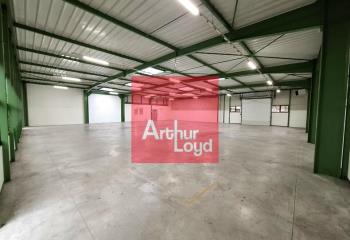 Location activité/entrepôt Saint-Thibault-des-Vignes (77400) - 556 m²