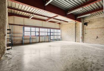 Location activité/entrepôt Sainte-Geneviève-des-Bois (91700) - 256 m²